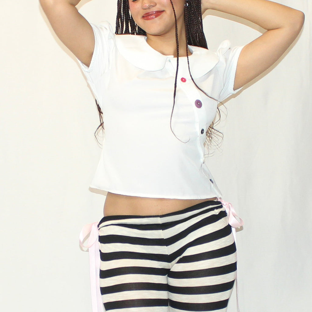 White button up, cropped, Peter Pan collar, puff sleeve, Alice and wonderland, child-like, whimsical, girly, y2k, vintage, doll 